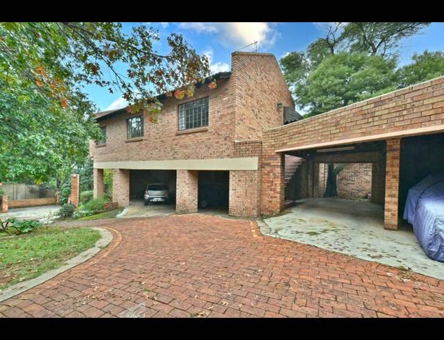 14 BEDROOM HOUSE FOR SALE IN NORTHCLIFF